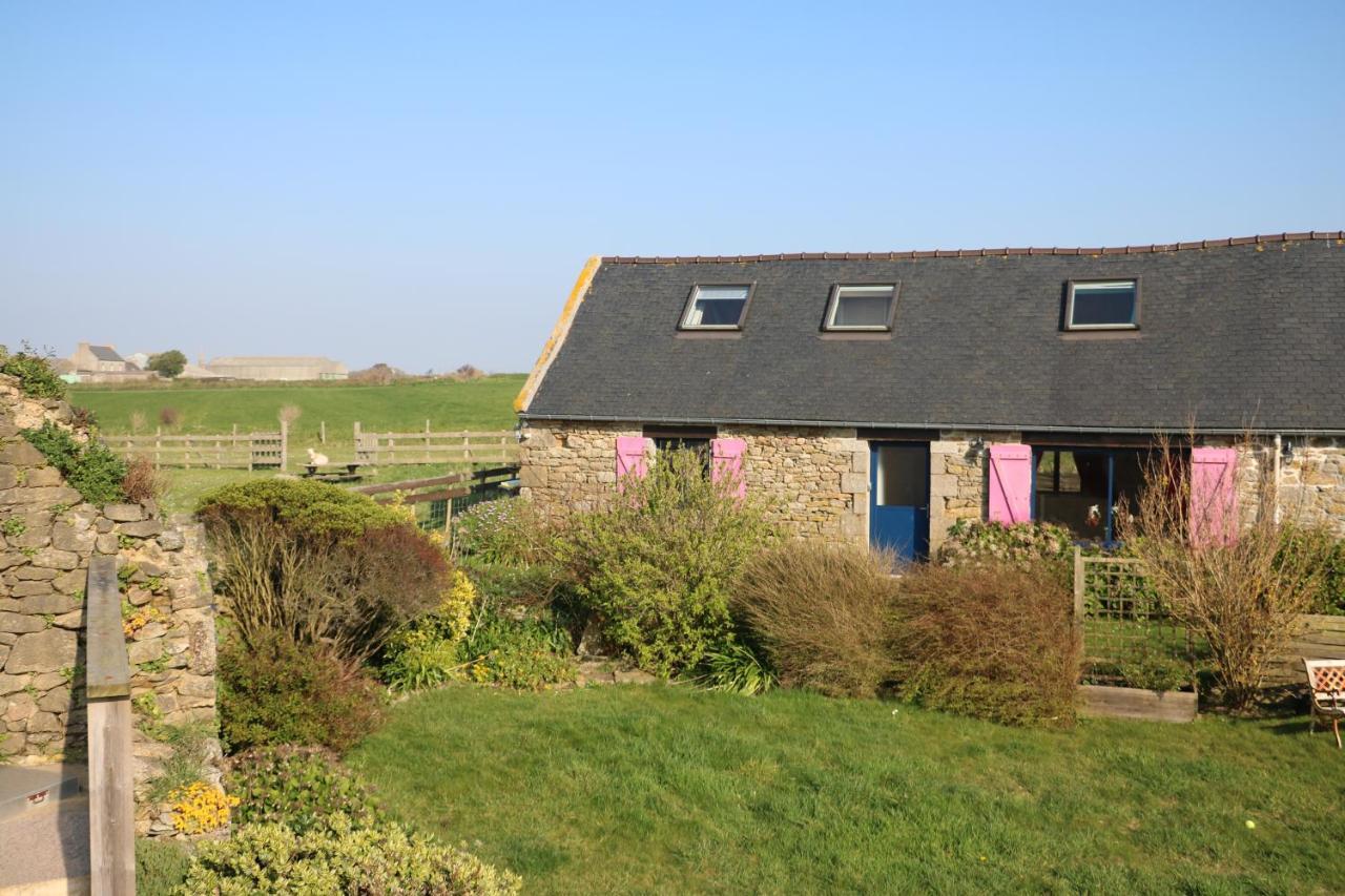 Les Gites Aux Volets Roses Landunvez Luaran gambar